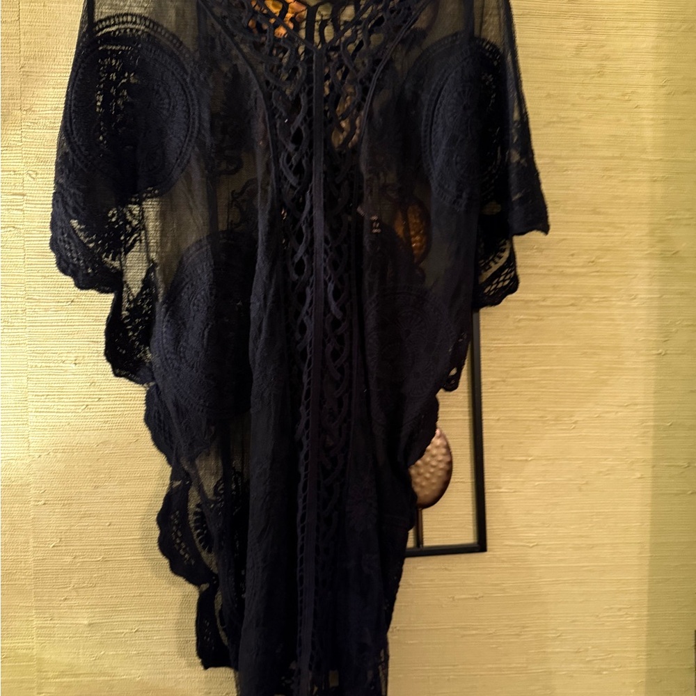 Chic Black Lace Kimono
